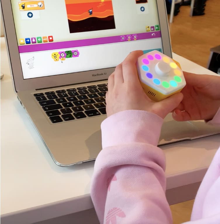 Robotical Cog in the Classroom